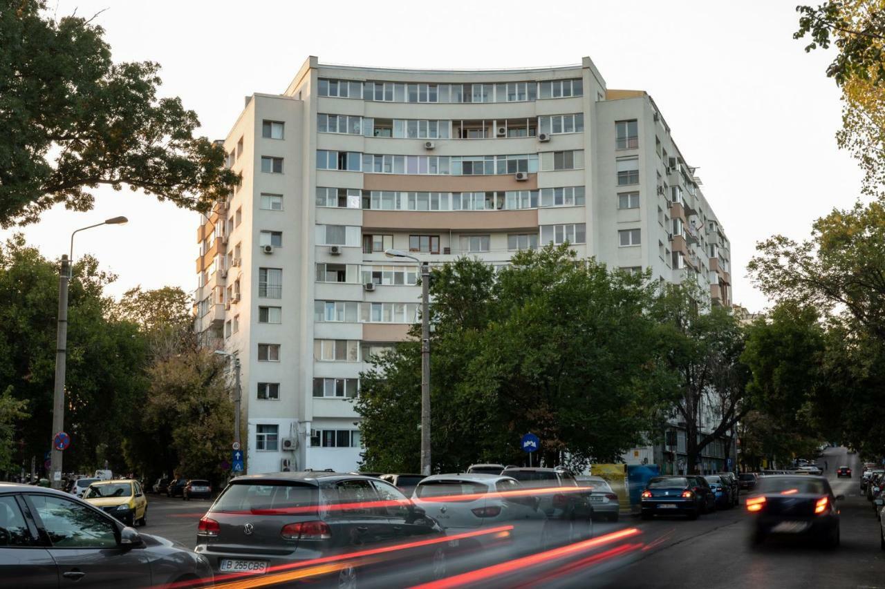 Ferienwohnung Qult - Up In The Sky Bukarest Exterior foto